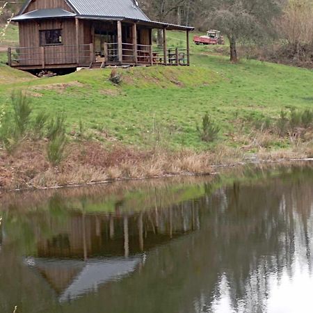 A La Cabane Des Bois Dessus Tiny Gite Alligny-en-Morvan Екстериор снимка